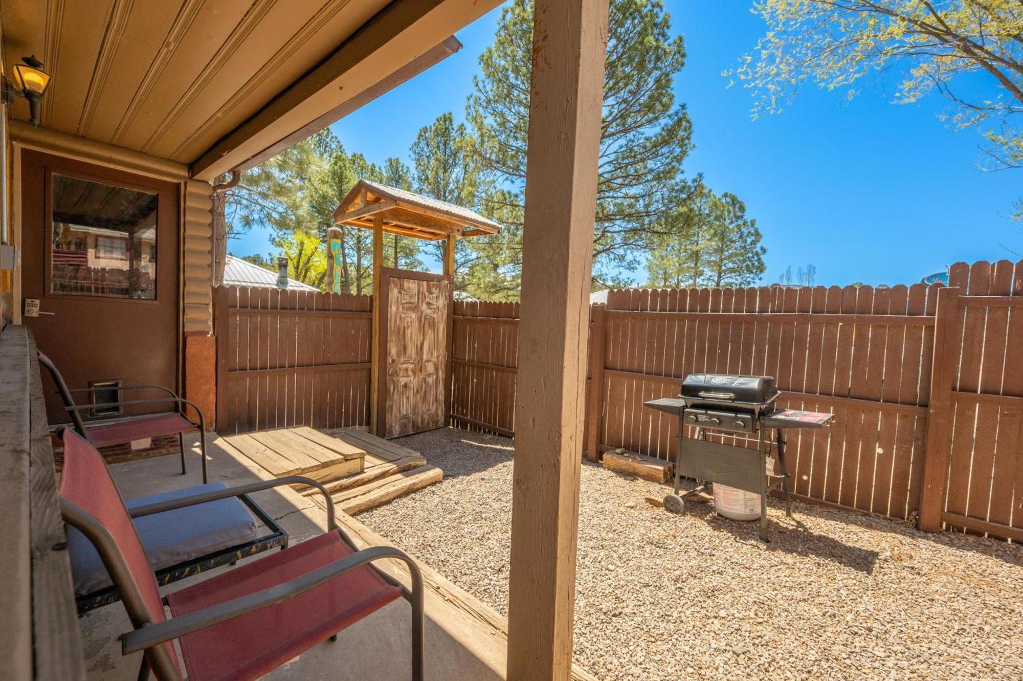 Enchanted Hideaway Cabins And Cottages Ruidoso Εξωτερικό φωτογραφία