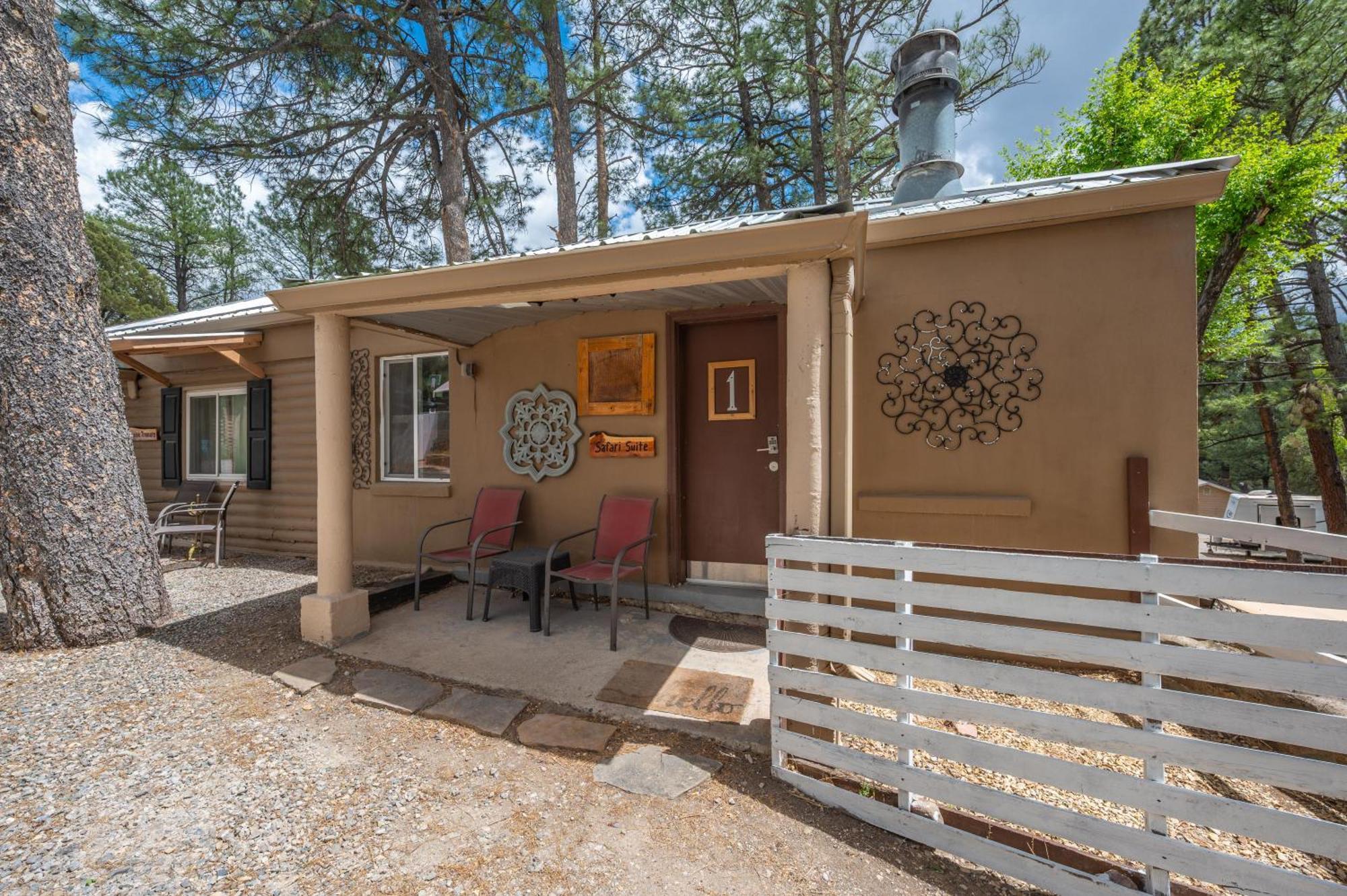 Enchanted Hideaway Cabins And Cottages Ruidoso Εξωτερικό φωτογραφία