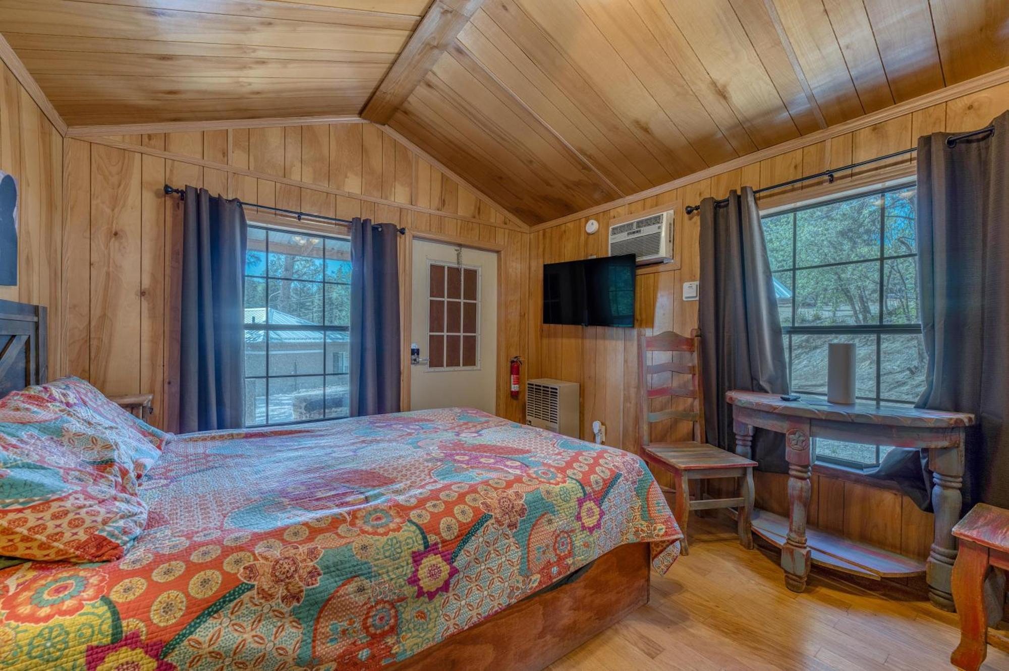 Enchanted Hideaway Cabins And Cottages Ruidoso Εξωτερικό φωτογραφία