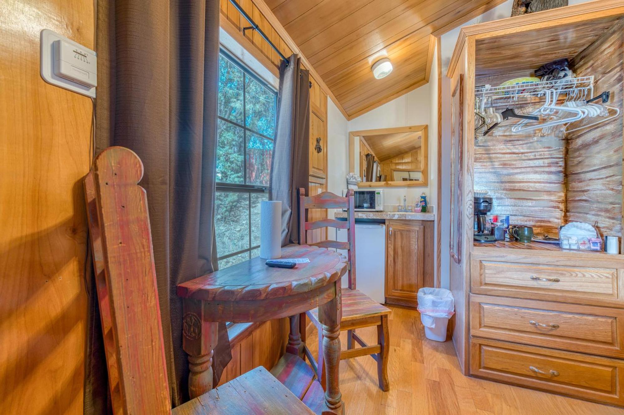 Enchanted Hideaway Cabins And Cottages Ruidoso Εξωτερικό φωτογραφία