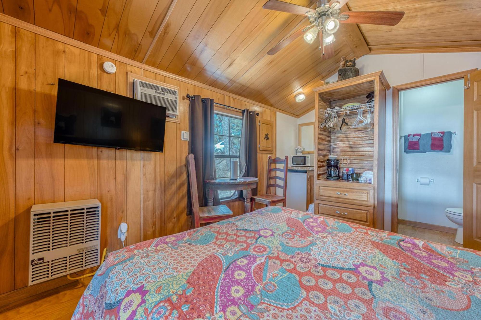 Enchanted Hideaway Cabins And Cottages Ruidoso Εξωτερικό φωτογραφία